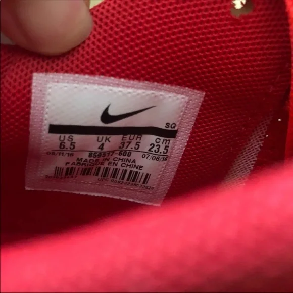 Nike Flyknit 6.5 University Red - Picture 8 of 8